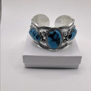 Novadab cuff bracelet faux turquoise silver tone Native American inspired boho